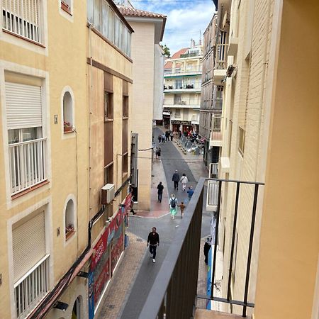 Apartamentos Carmela Benidorm Buitenkant foto