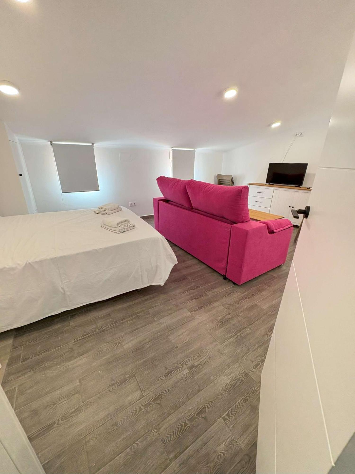 Apartamentos Carmela Benidorm Buitenkant foto