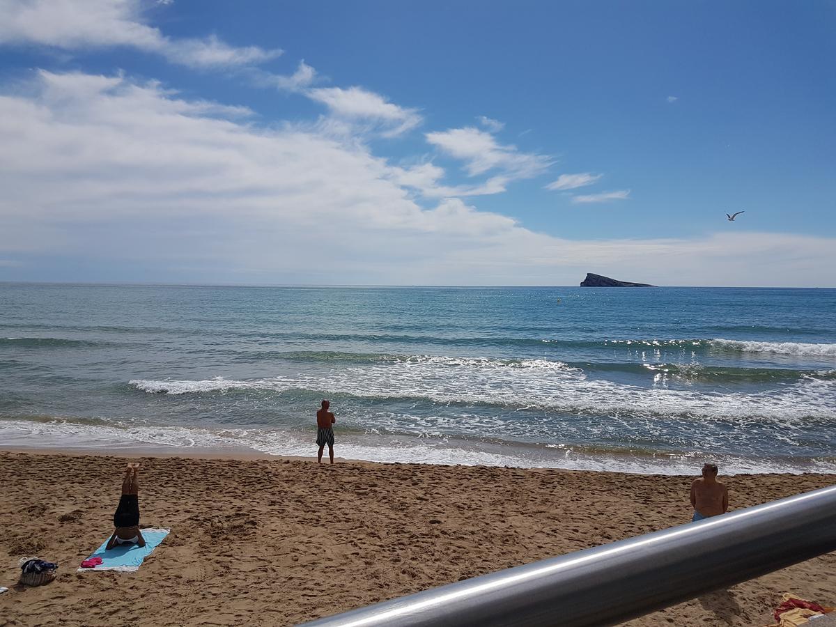 Apartamentos Carmela Benidorm Buitenkant foto