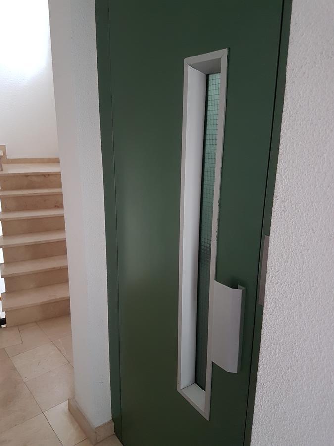 Apartamentos Carmela Benidorm Buitenkant foto